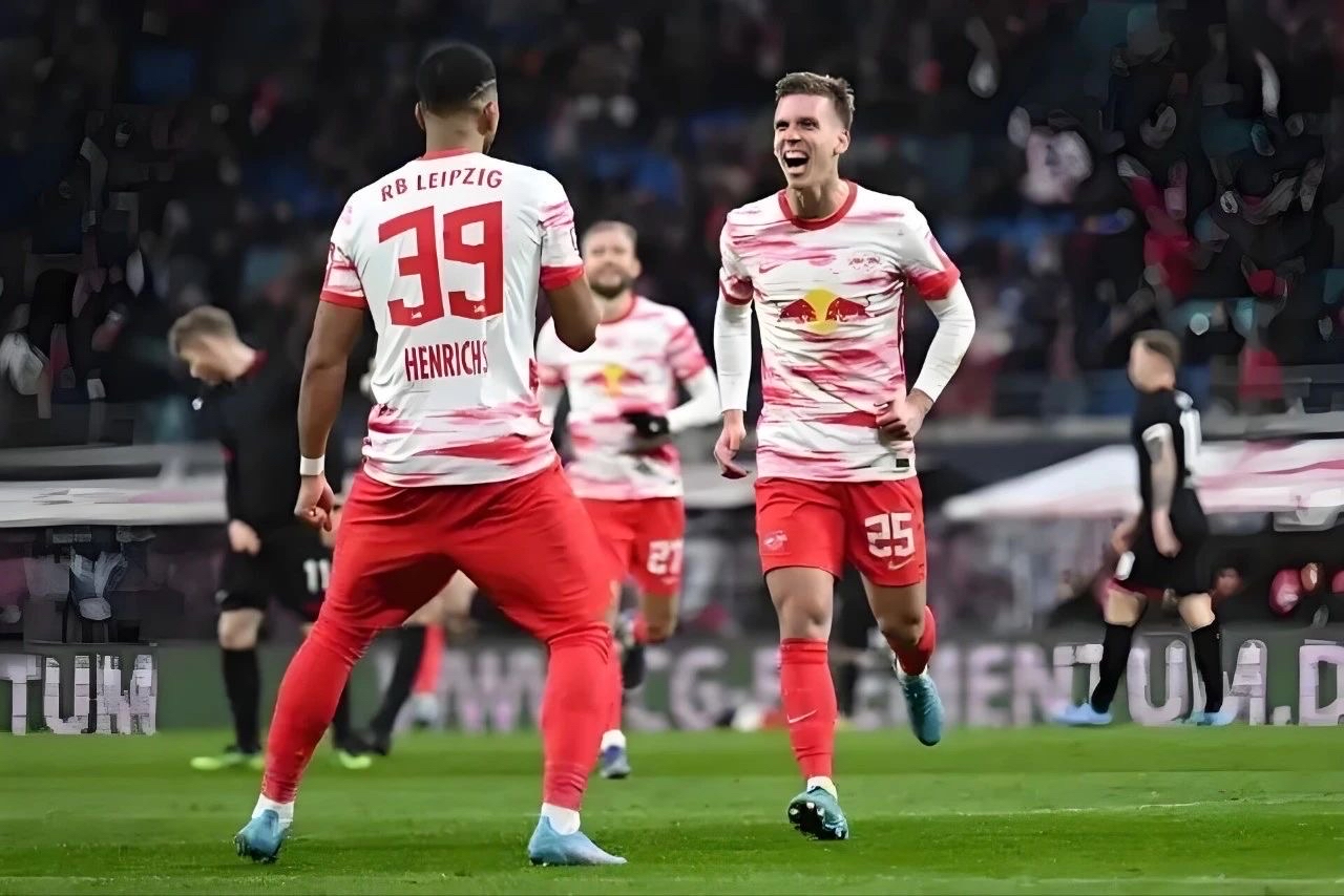 爱游戏官方网站-包含窗口期体能课后；斯图加特伤情更新备战德甲；目标明确；资深球员宣示担当的词条