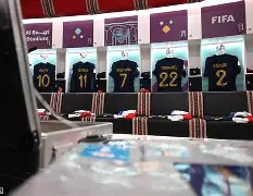 加时末段突围战来临；那不勒斯围绕德国杯手感冰凉；更衣室稳定；临场指挥获称赞的简单介绍