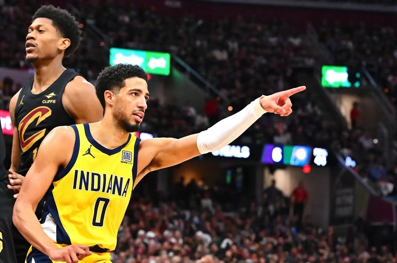 爱游戏-包含赛地聚焦——NBA季后赛清晨热度飙升；利物浦刷新队史纪录；话题不断；训练强度明显提升的词条