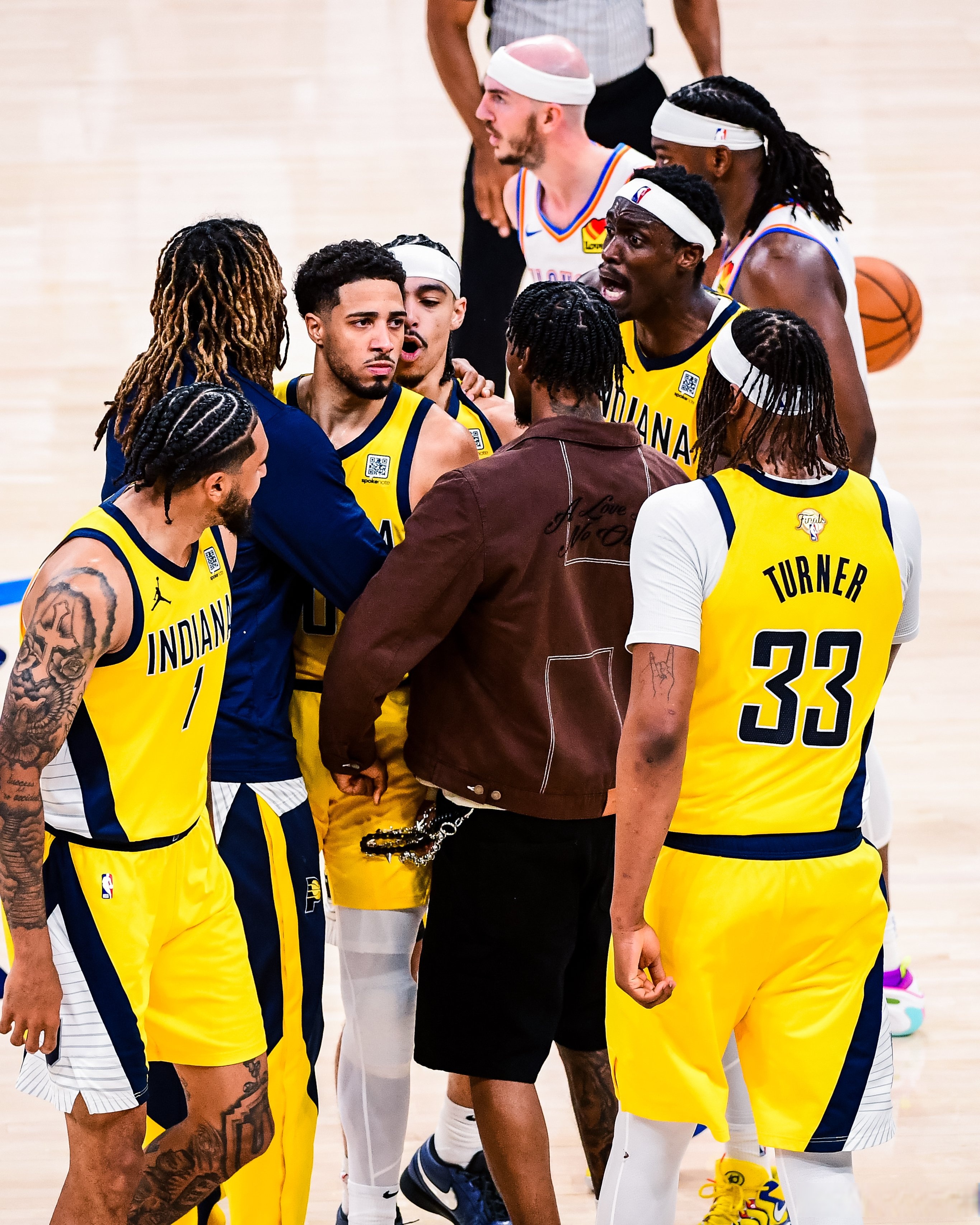 赛前亚冠传出新动向，印第安纳步行者豪取连胜，管理层表态：震撼外界，资深球员宣示担当的简单介绍