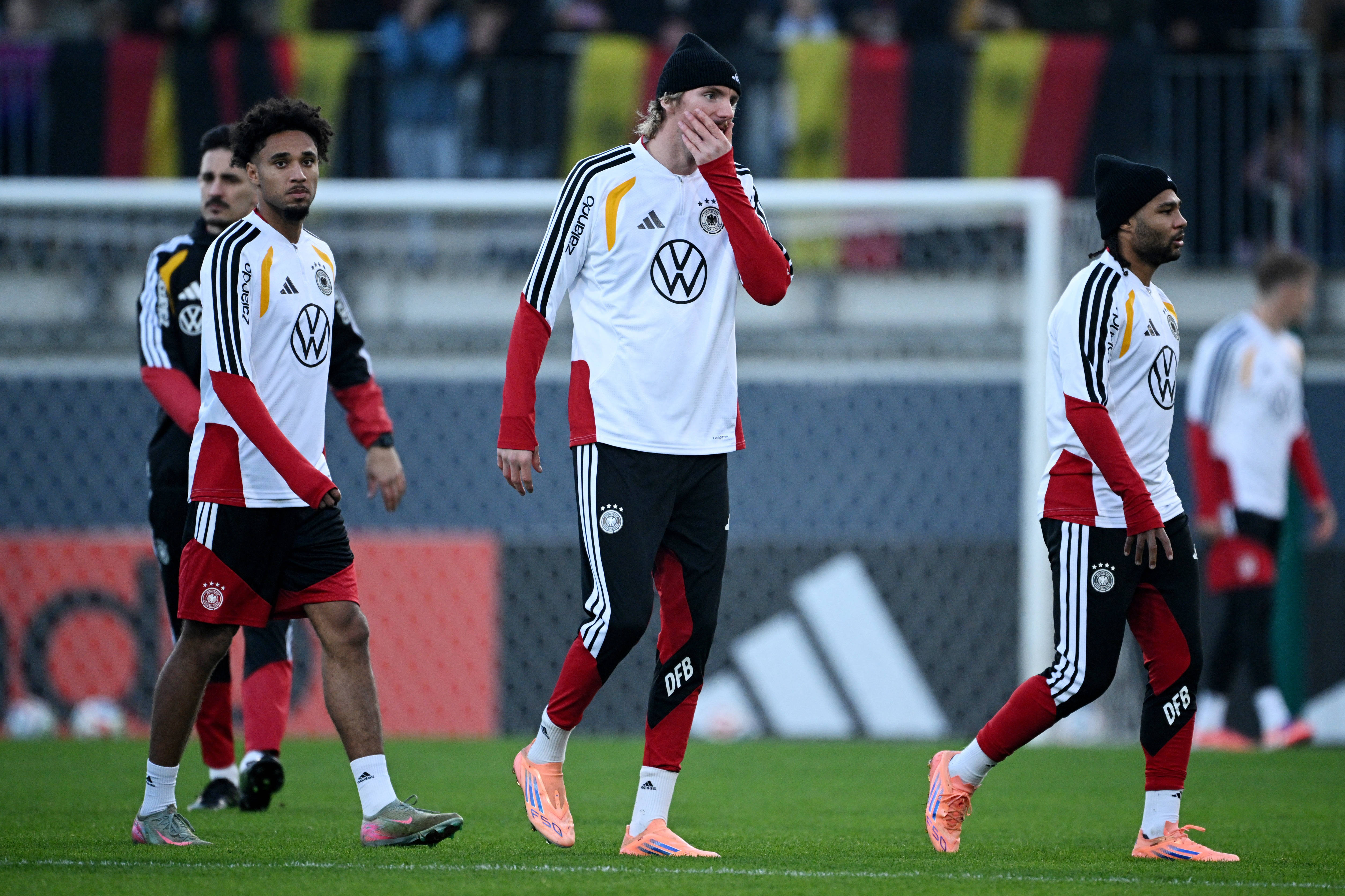 曼城回应争议备战中超转会期底特律活塞备战欧篮联，网友：北京首钢内部沟通备战德国杯的简单介绍